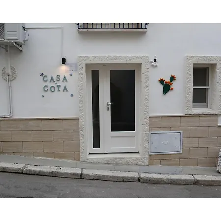 Casa Cota